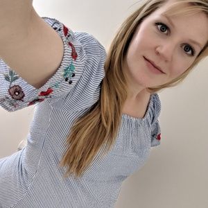 Meet your Posher, April